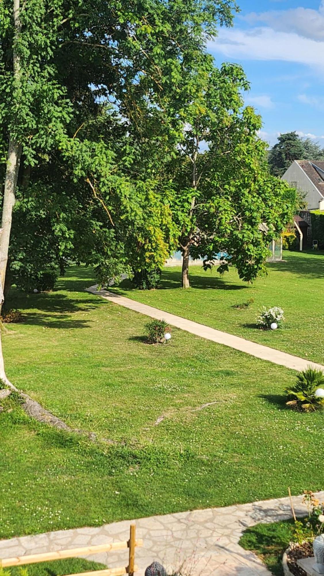 Bed and Breakfast La Ferme Des Ruelles Moigny Екстер'єр фото